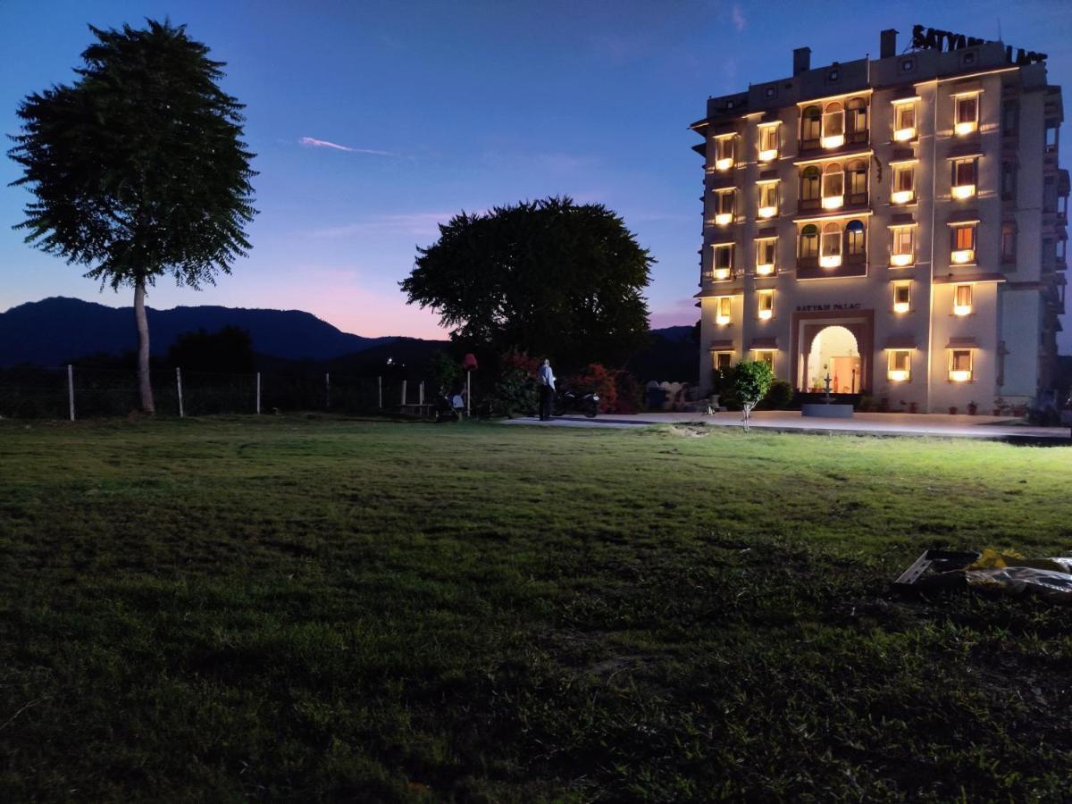Satyam Palace Resort Pushkar Exterior photo