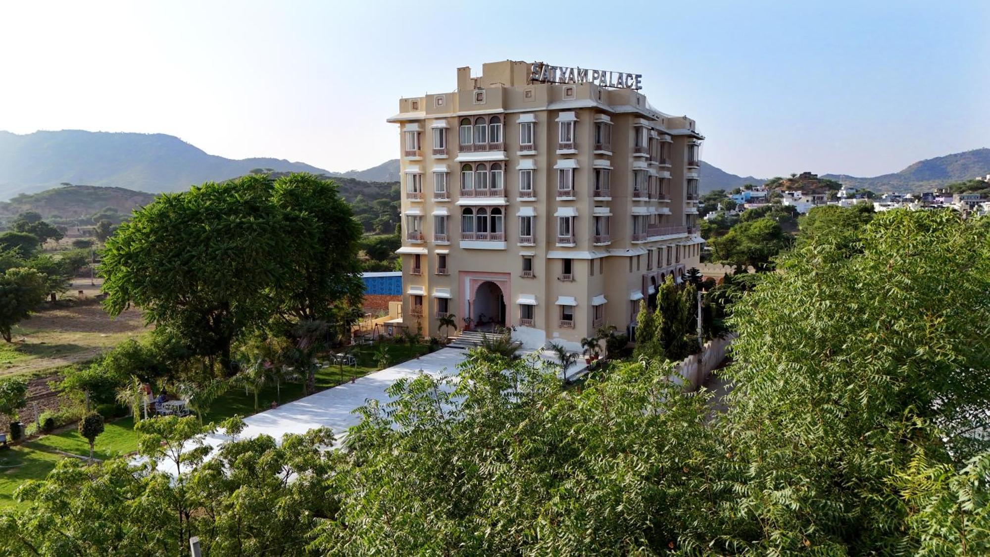 Satyam Palace Resort Pushkar Exterior photo